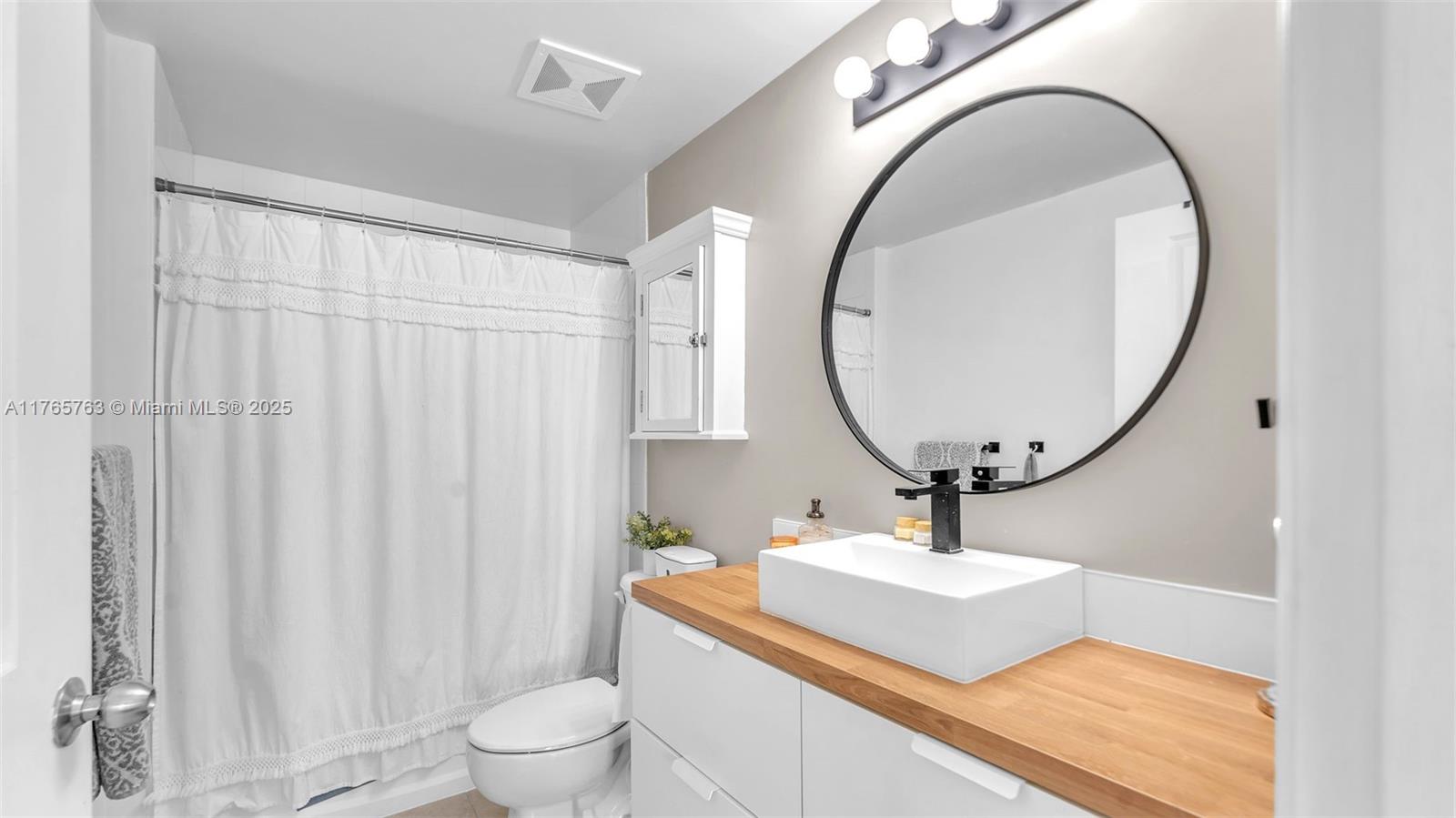 VUE AT BRICKELL CONDO - Residential