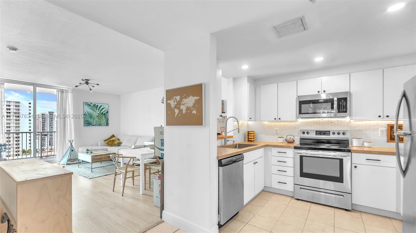 VUE AT BRICKELL CONDO - Residential