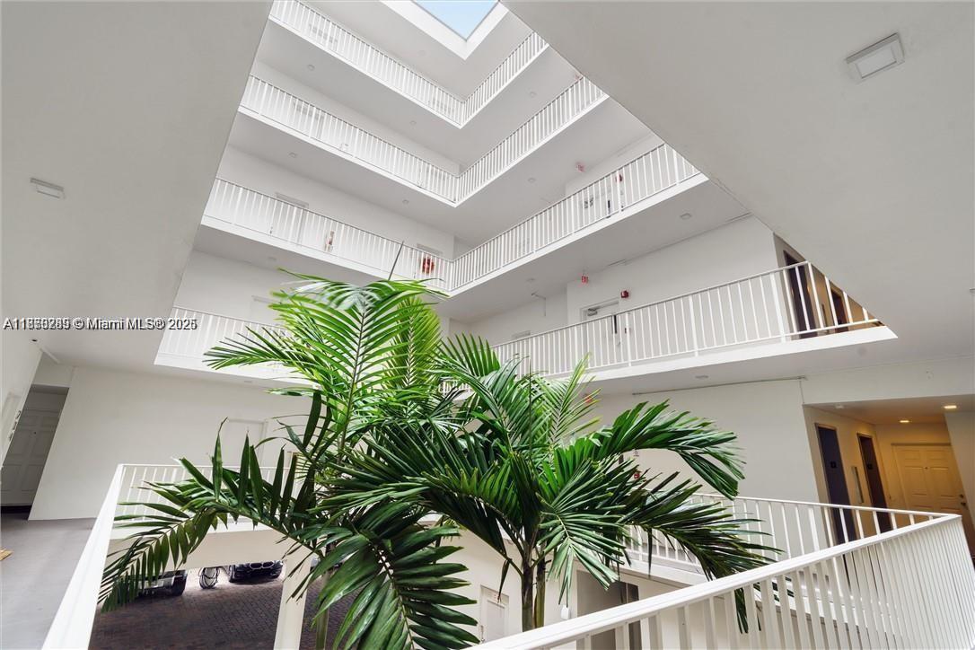 LAS OLAS VILLAS CONDO - Residential Lease