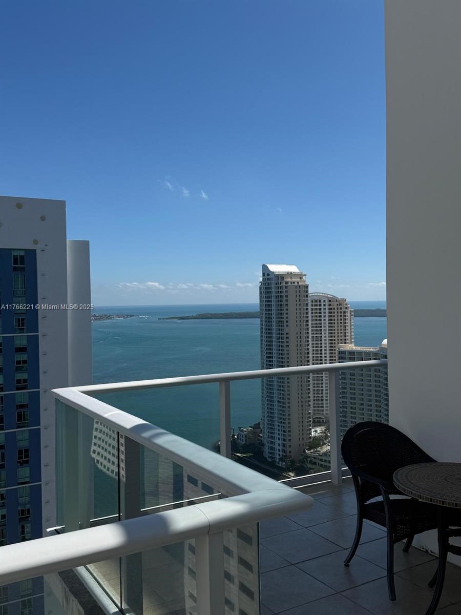 300 S Biscayne Blvd 3716