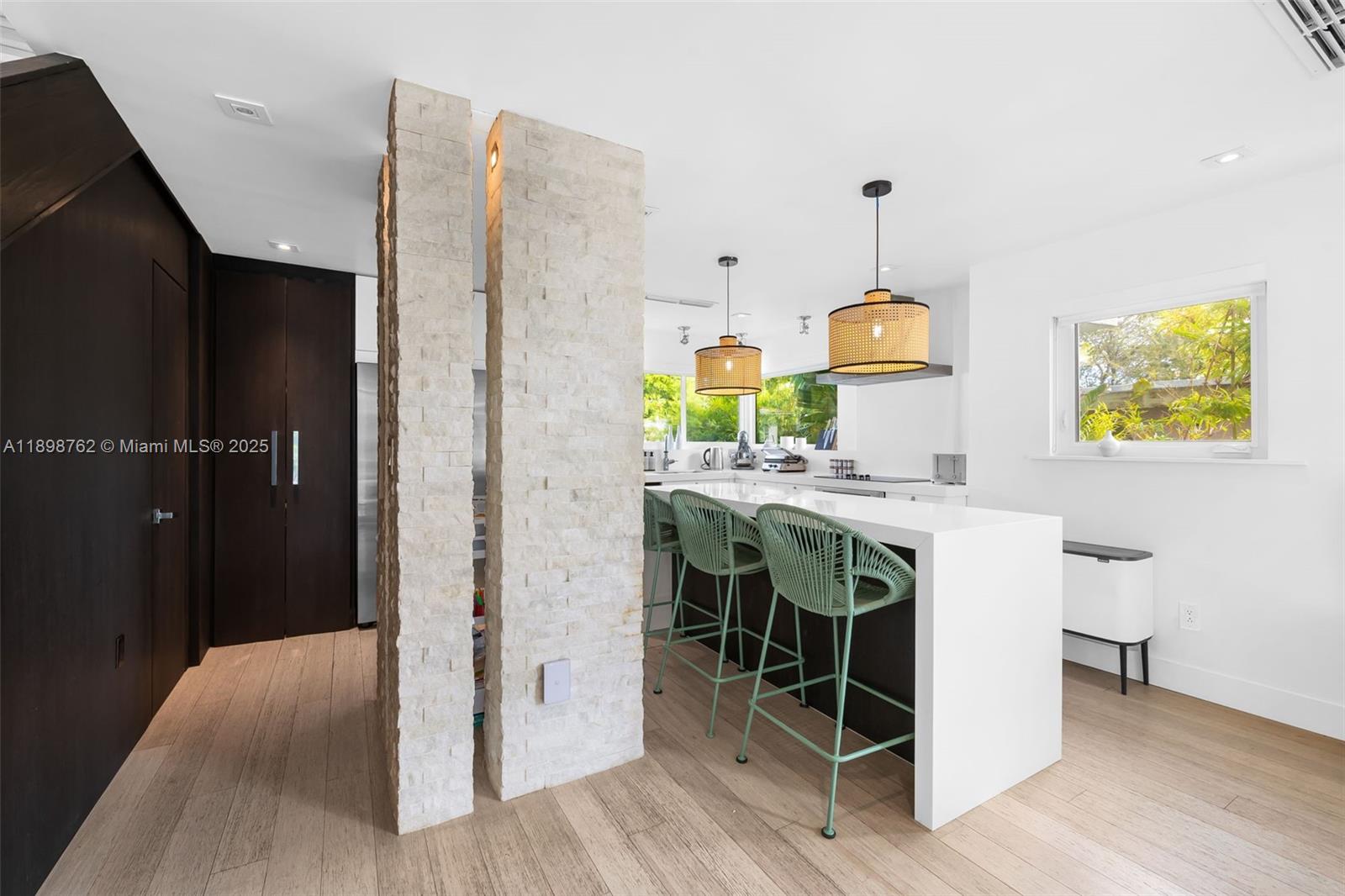 LENOX VILLAS CONDO - Residential