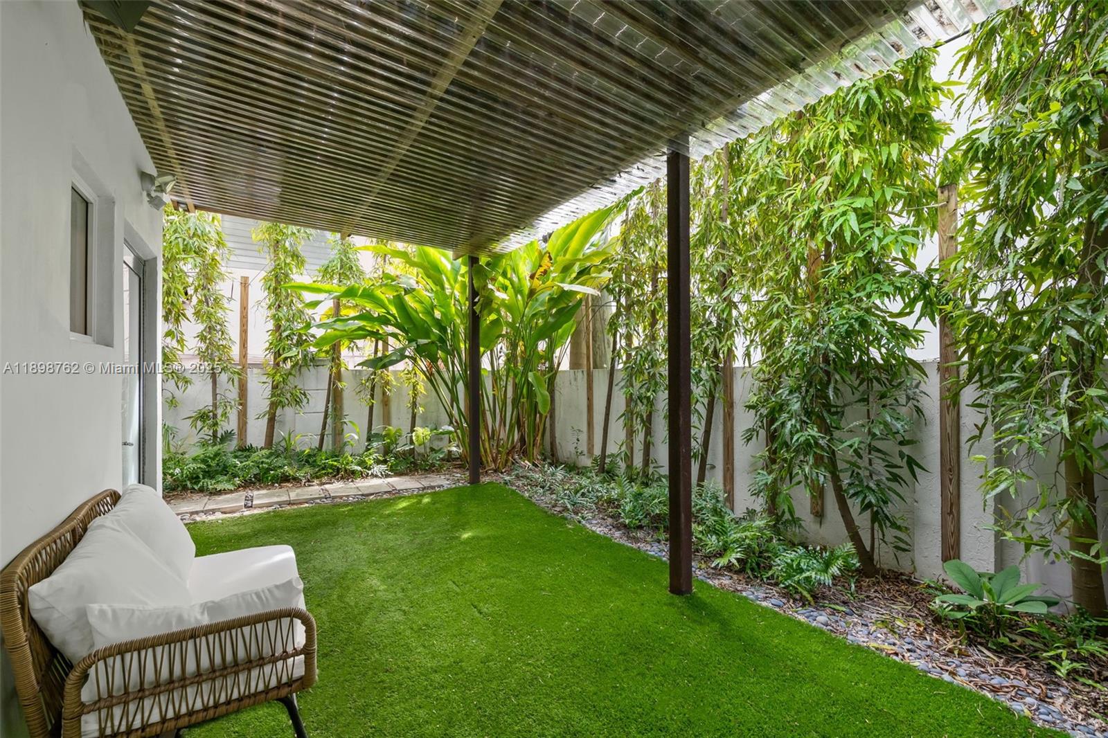 LENOX VILLAS CONDO - Residential