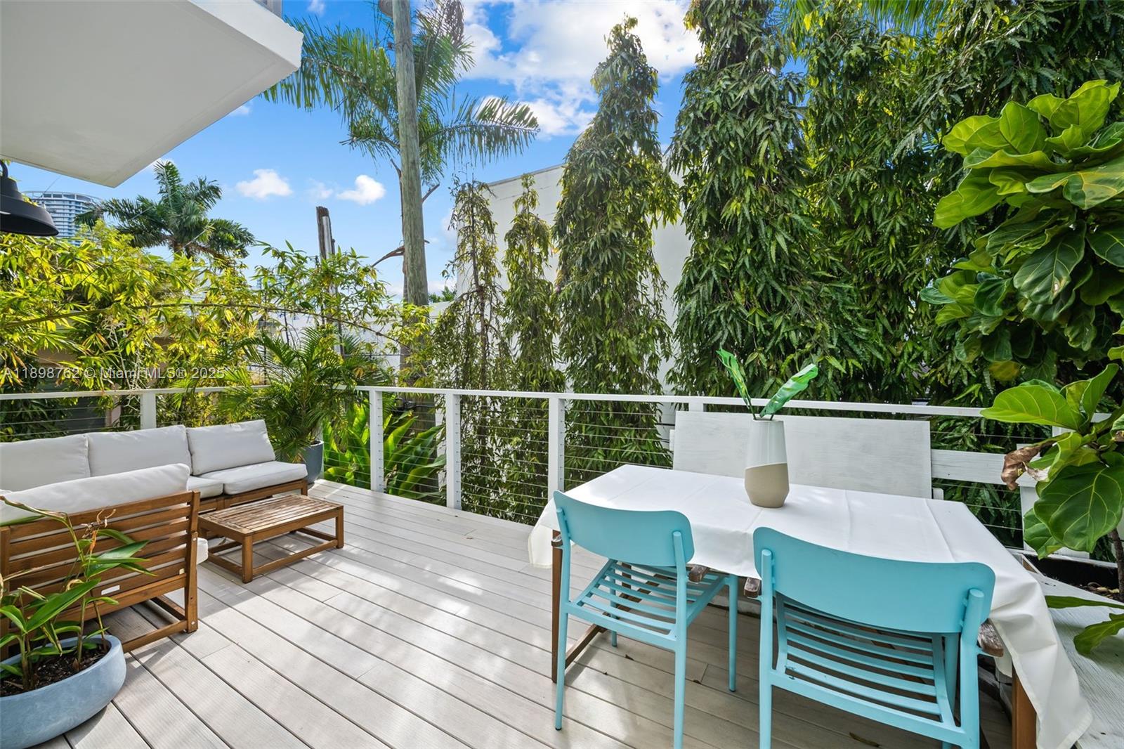 LENOX VILLAS CONDO - Residential