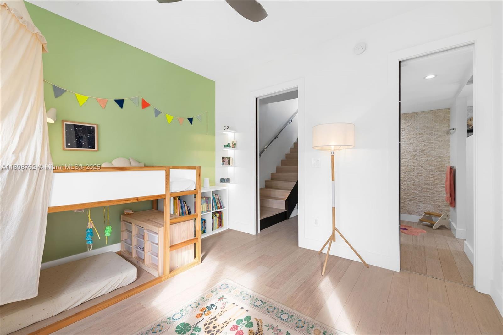 LENOX VILLAS CONDO - Residential