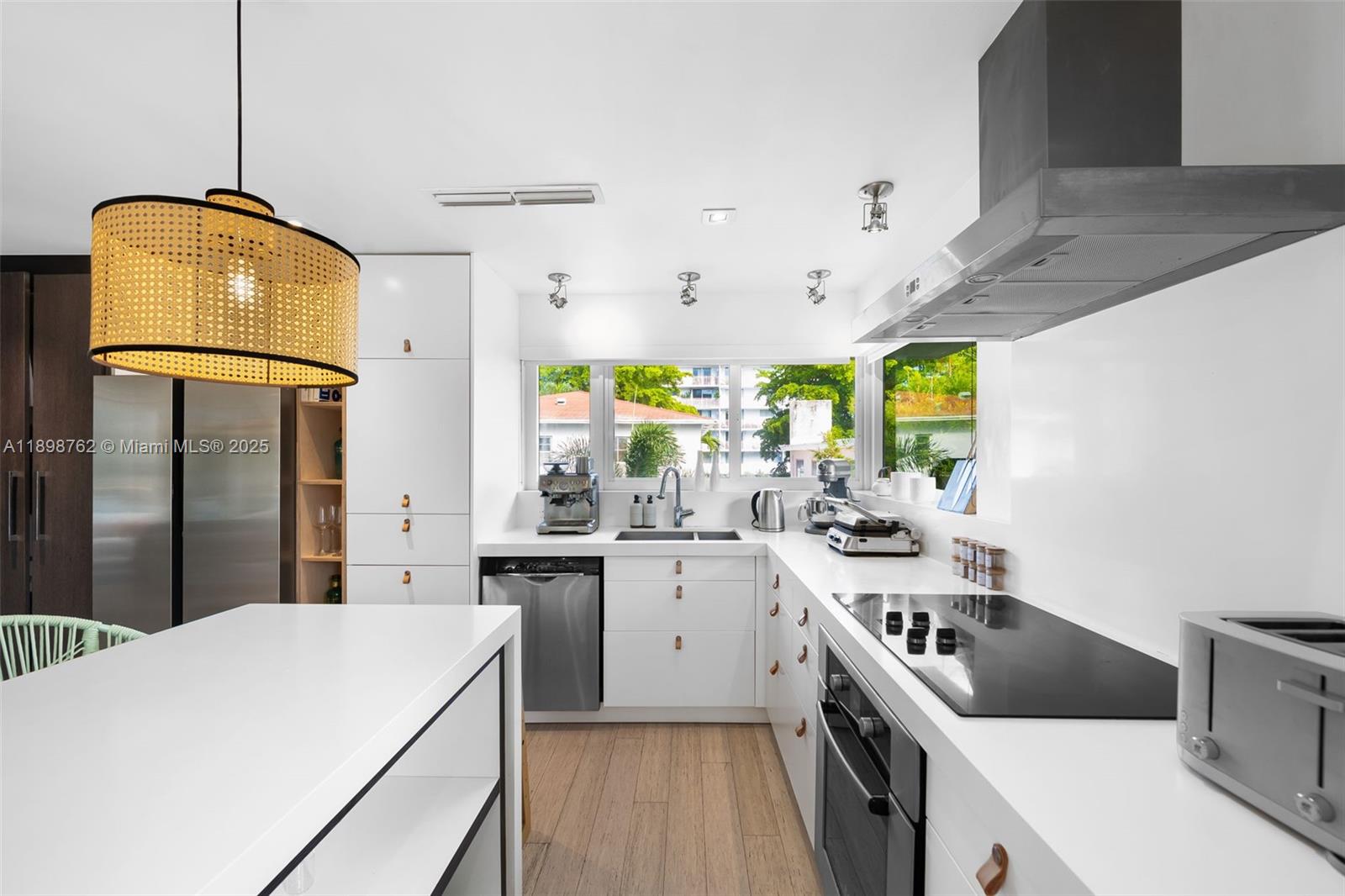 LENOX VILLAS CONDO - Residential