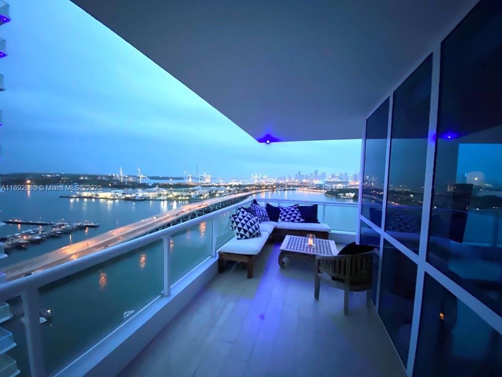 THE BENTLEY BAY CONDO - Residential Lease