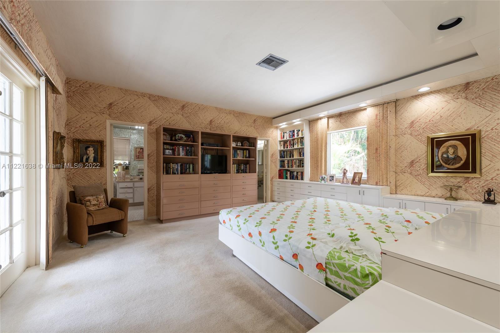 LA GORCE ISLAND - Residential