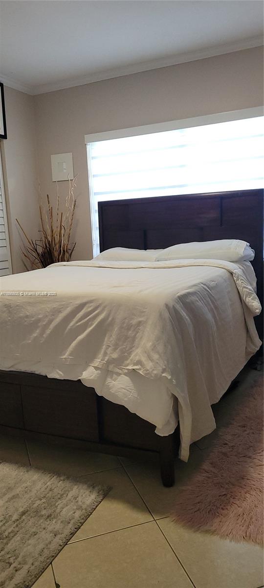 TWIN LAKES MANOR SUB - Residential Lease