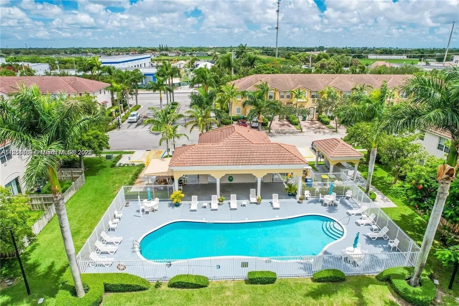 PORTOFINO VILLAS WEST - Residential