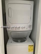 KENDALL COMMONS RESIDENTI - Residential Lease