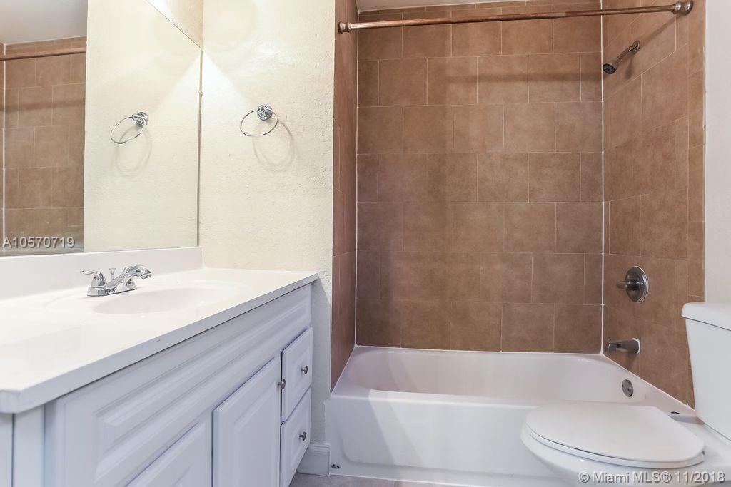 GARDENS OF EL JARDIN SEC - Residential Lease