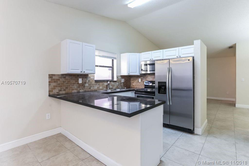 GARDENS OF EL JARDIN SEC - Residential Lease