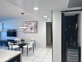 RONEY PALACE CONDO - Residential Lease