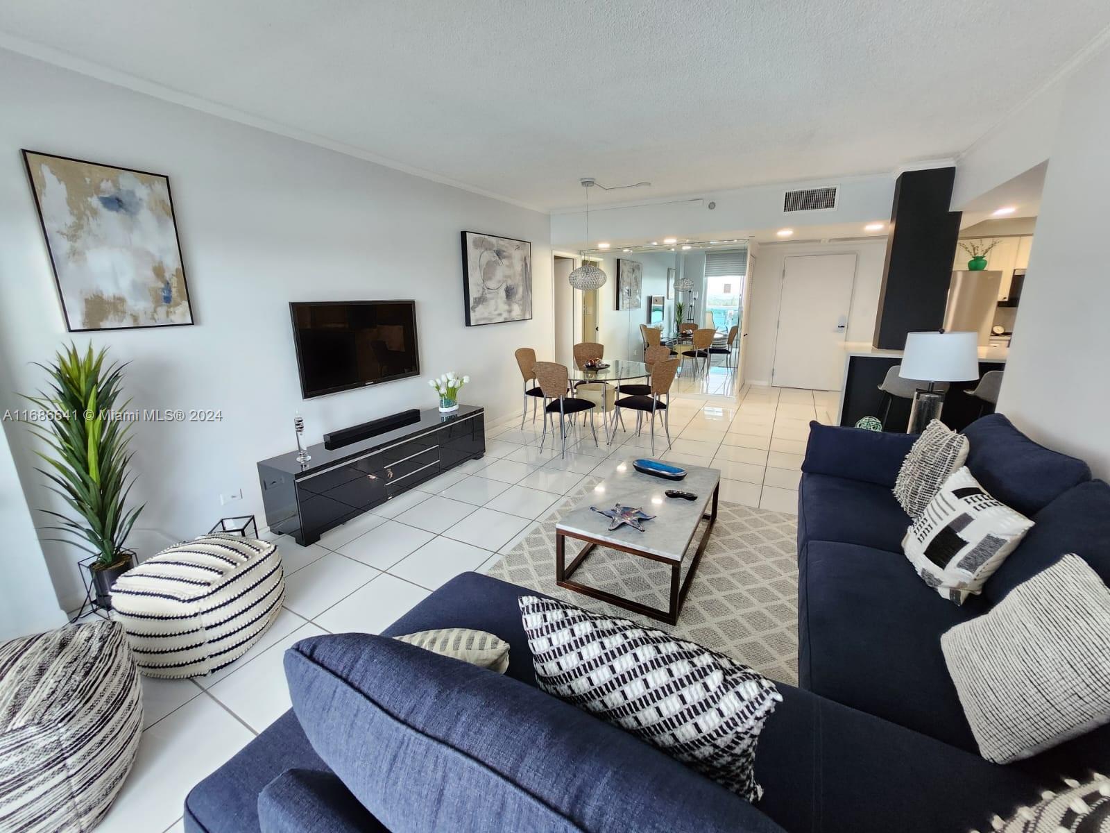 RONEY PALACE CONDO - Residential Lease