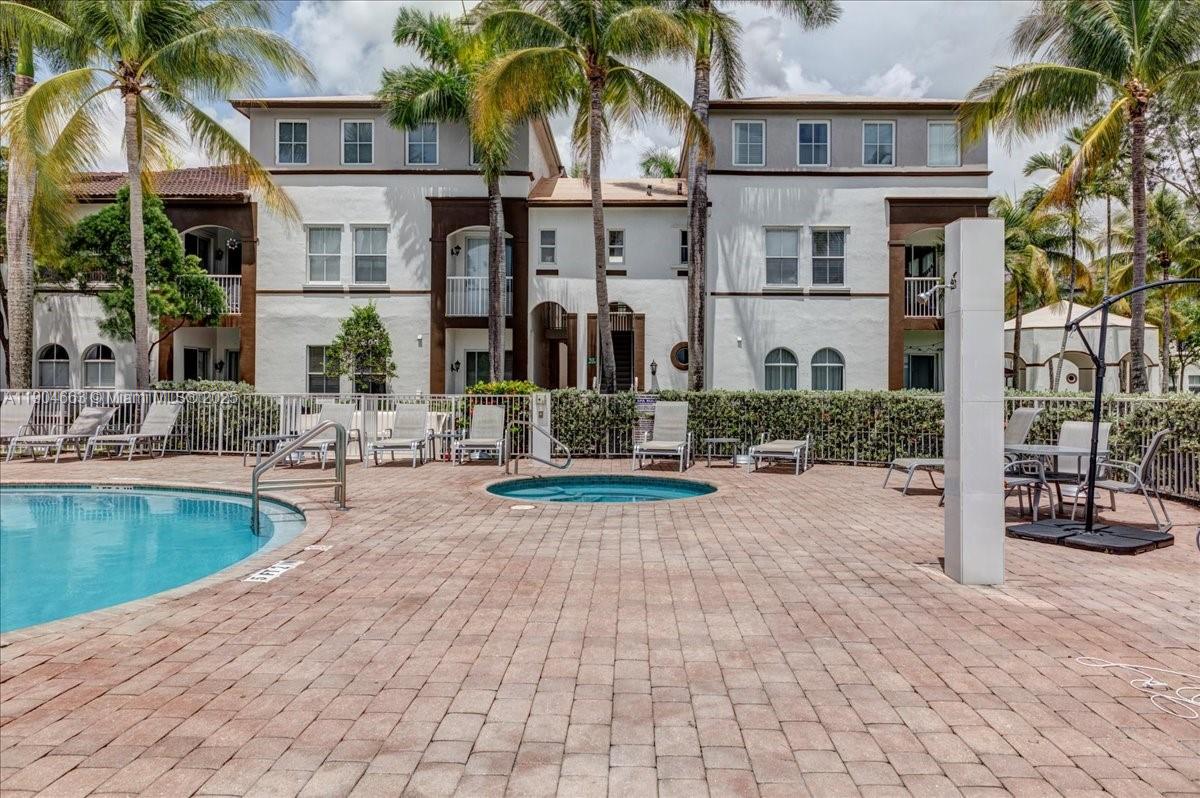 COURTYARDS ONE CONDO - Residential Lease