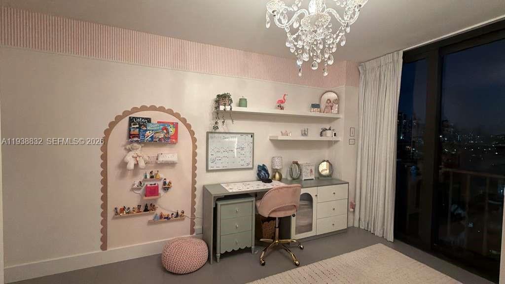 TURNBERRY ISLE SOUTH COND - Residential