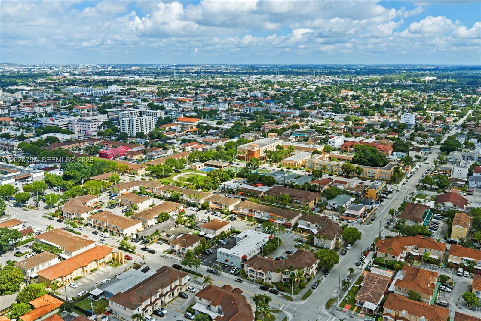 LOS PORTALES PHASE II CON - Residential