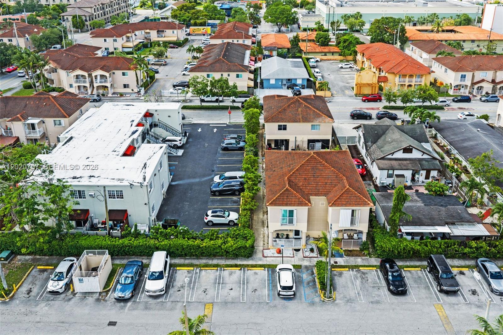 LOS PORTALES PHASE II CON - Residential