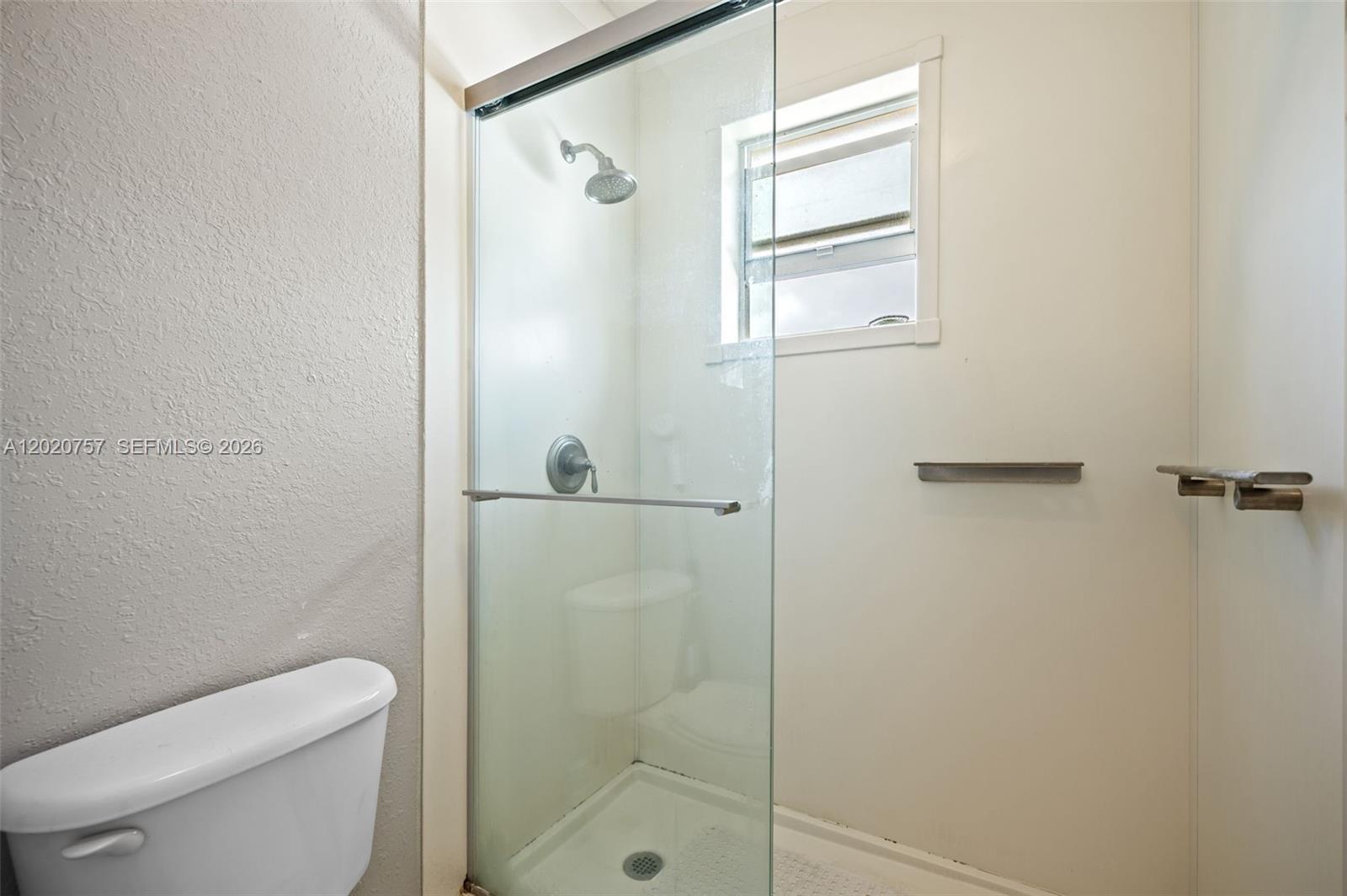 LOS PORTALES PHASE II CON - Residential