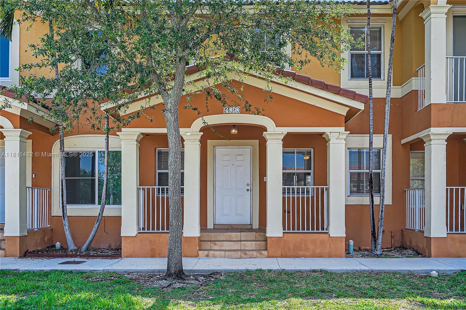 Property for Sale at 24363 Sw 109th Ave, Homestead, Miami-Dade County, Florida - Bedrooms: 4 
Bathrooms: 3  - $593,000
