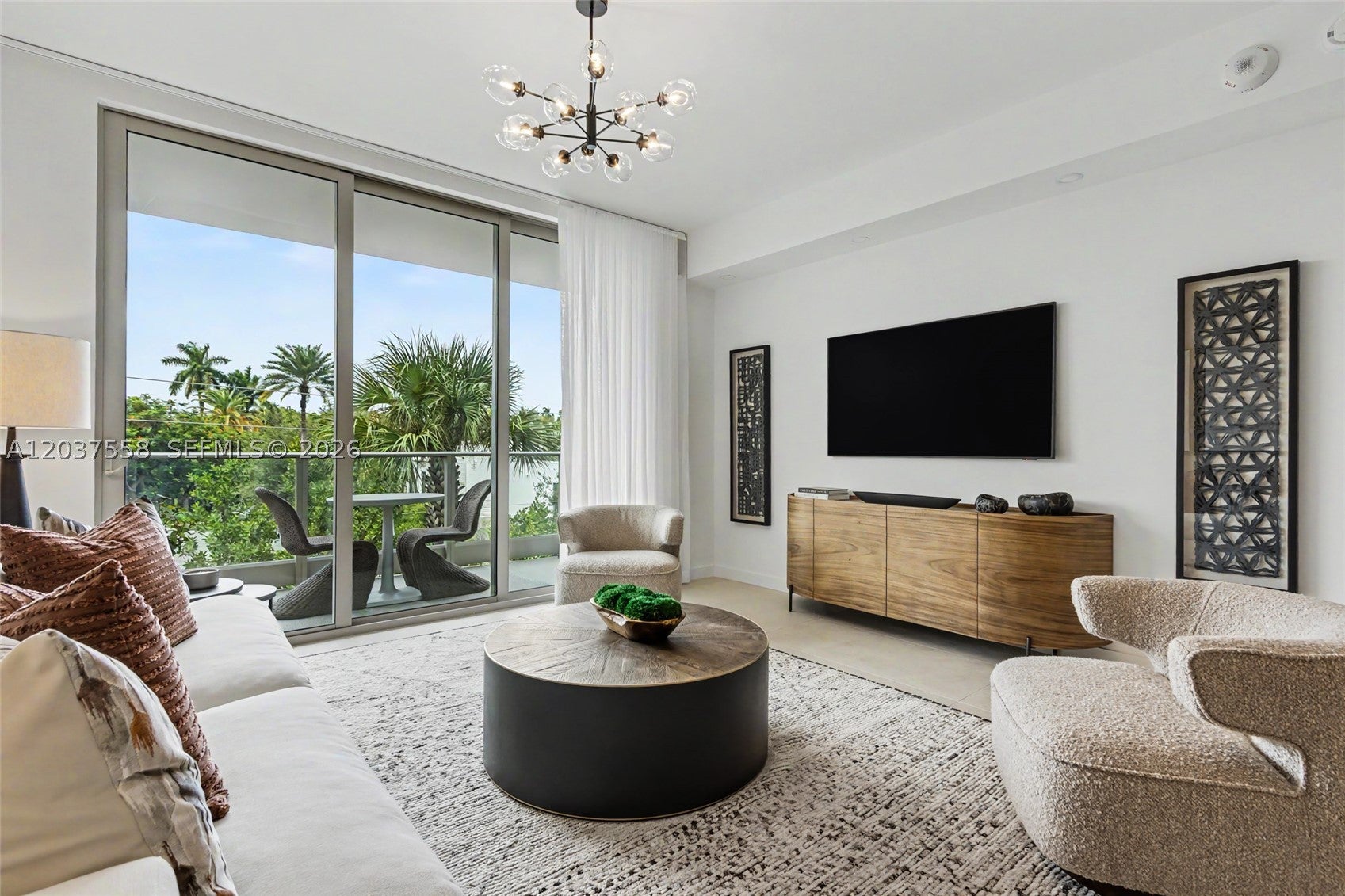 2200 Brickell Ave 220