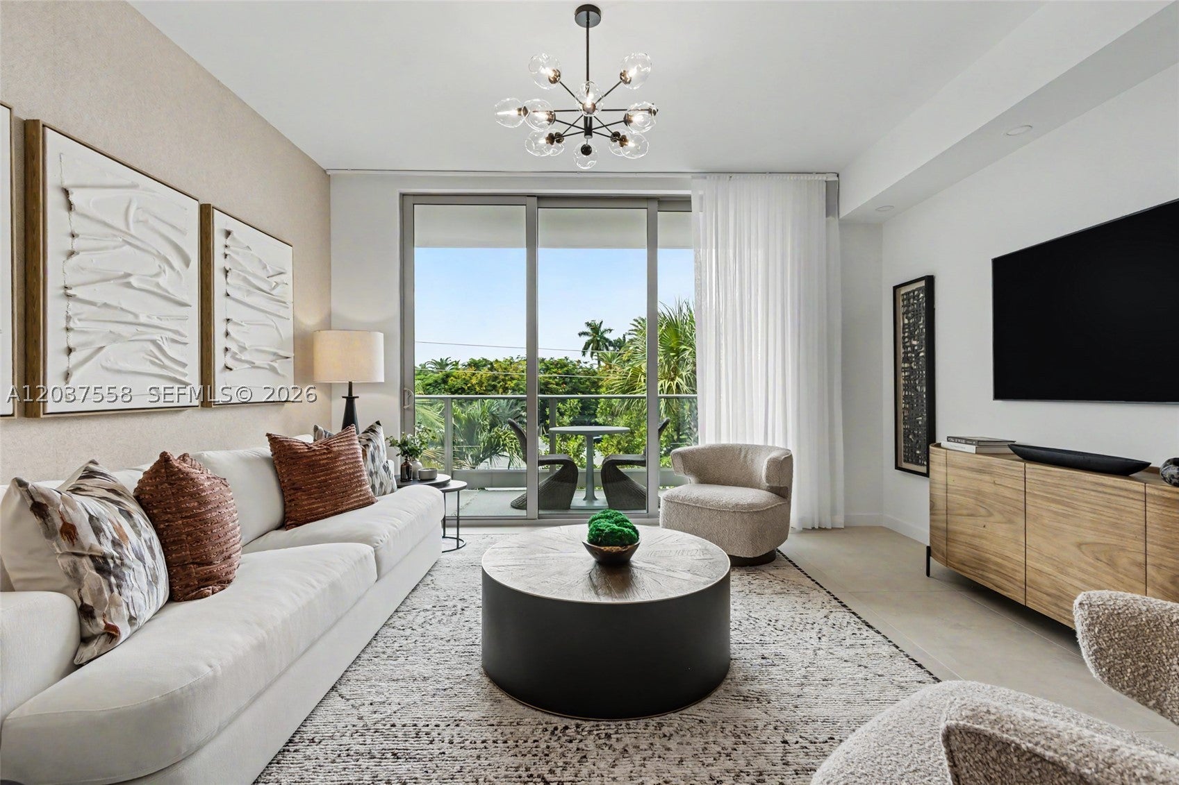 2200 Brickell Ave 220