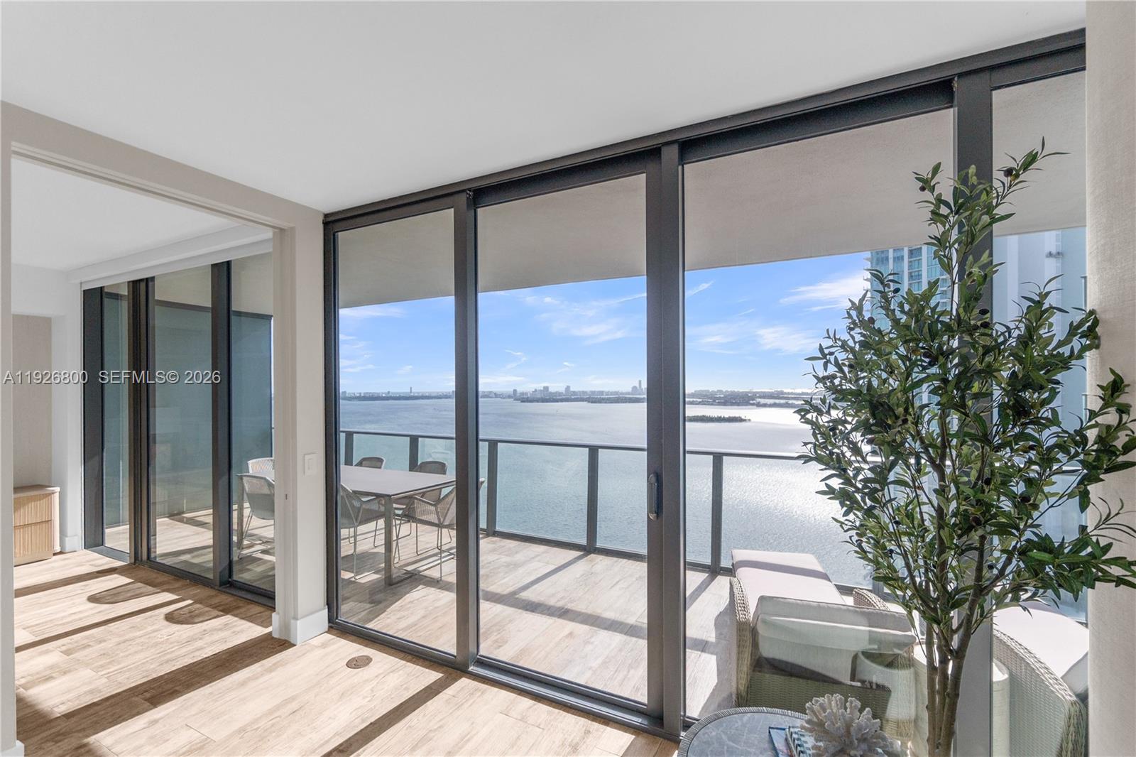 Paraiso Bay Condo - Residential