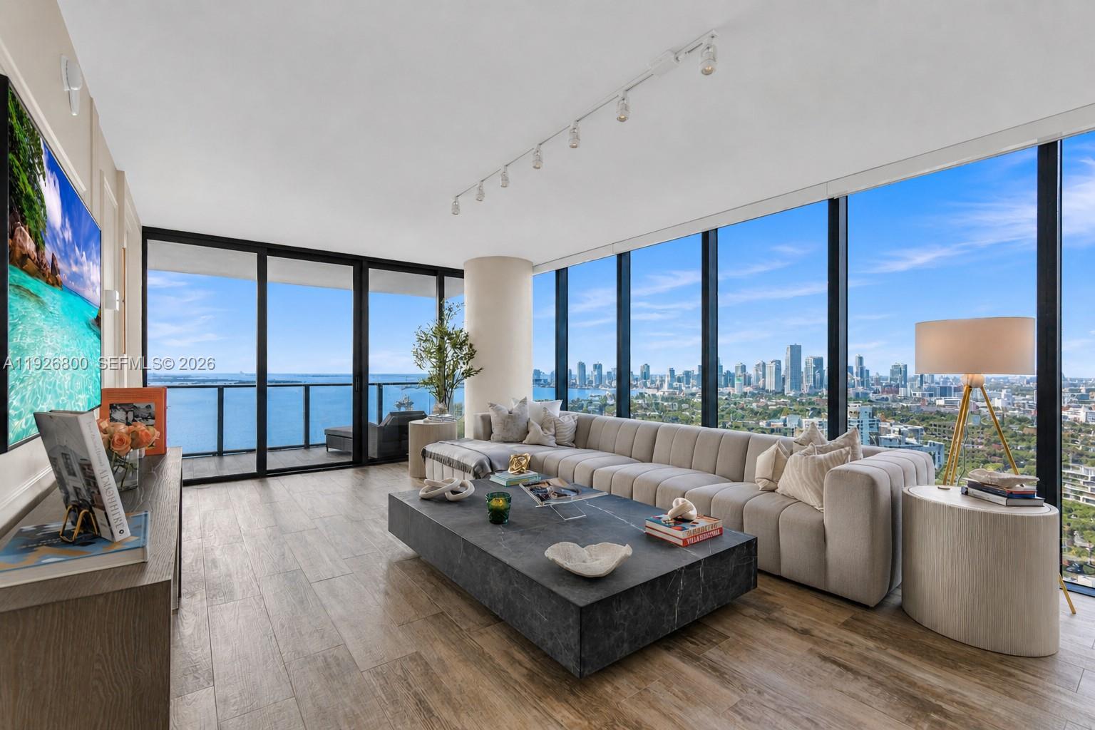 Paraiso Bay Condo - Residential