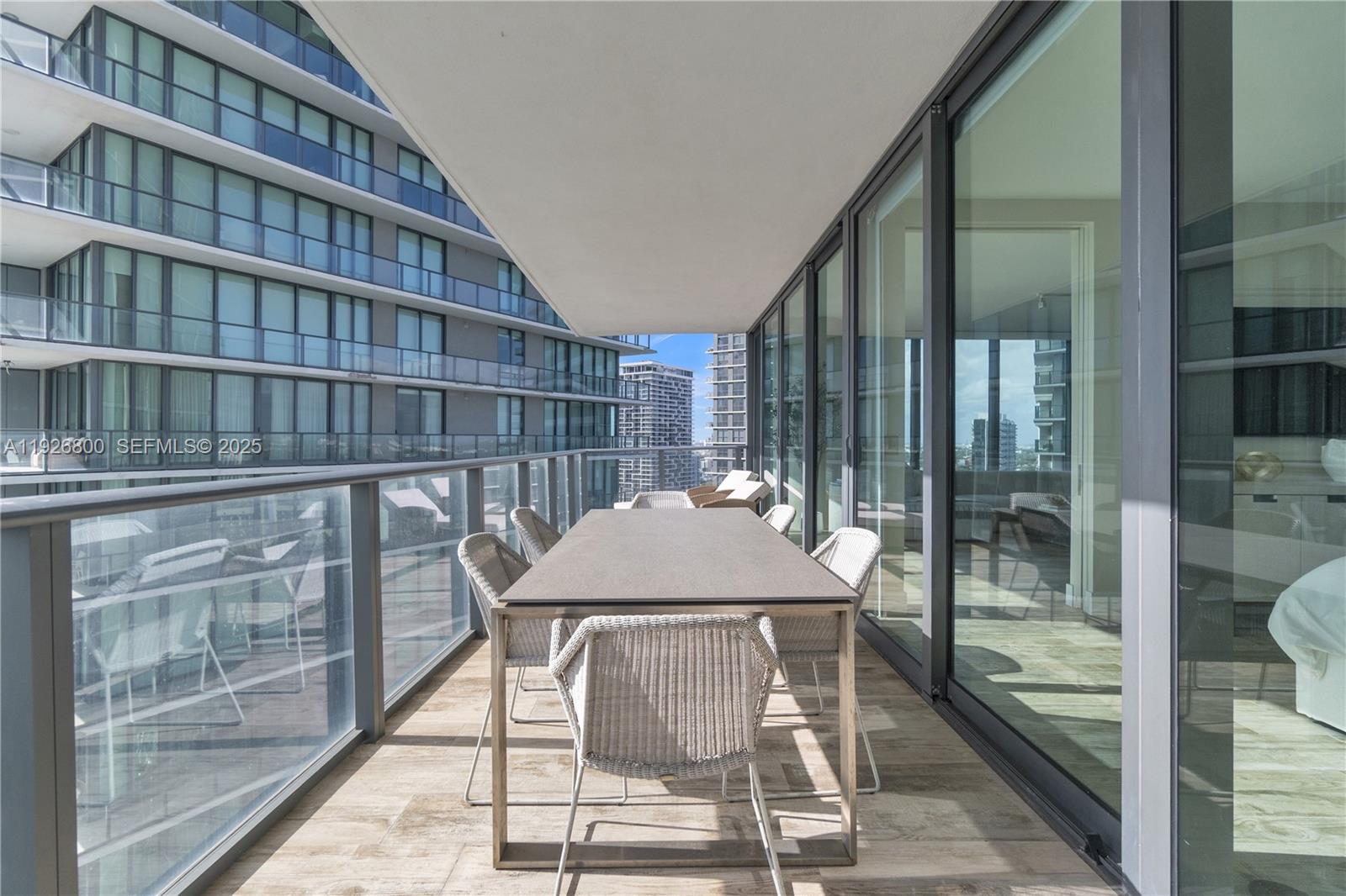 Paraiso Bay Condo - Residential