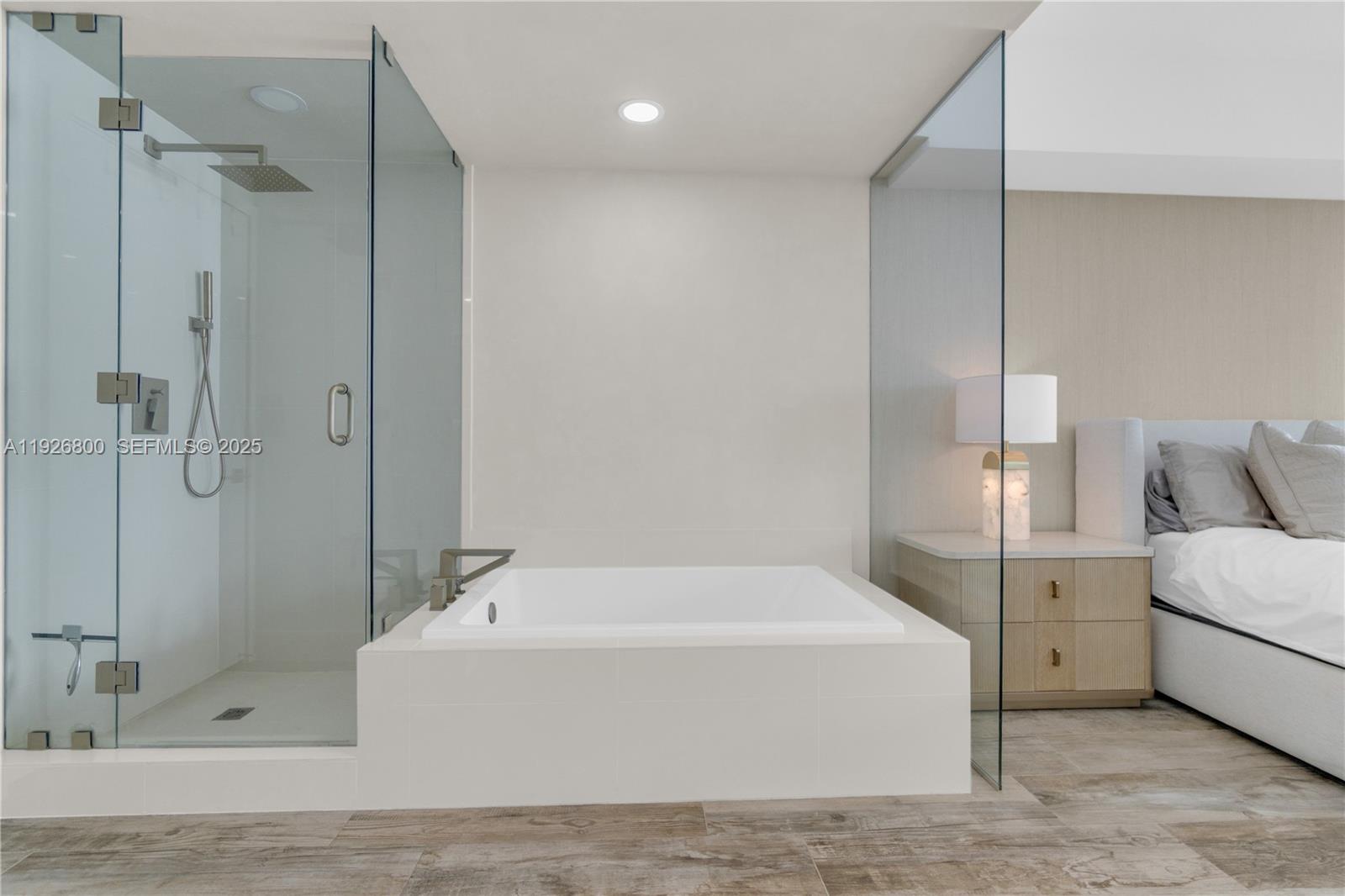 Paraiso Bay Condo - Residential