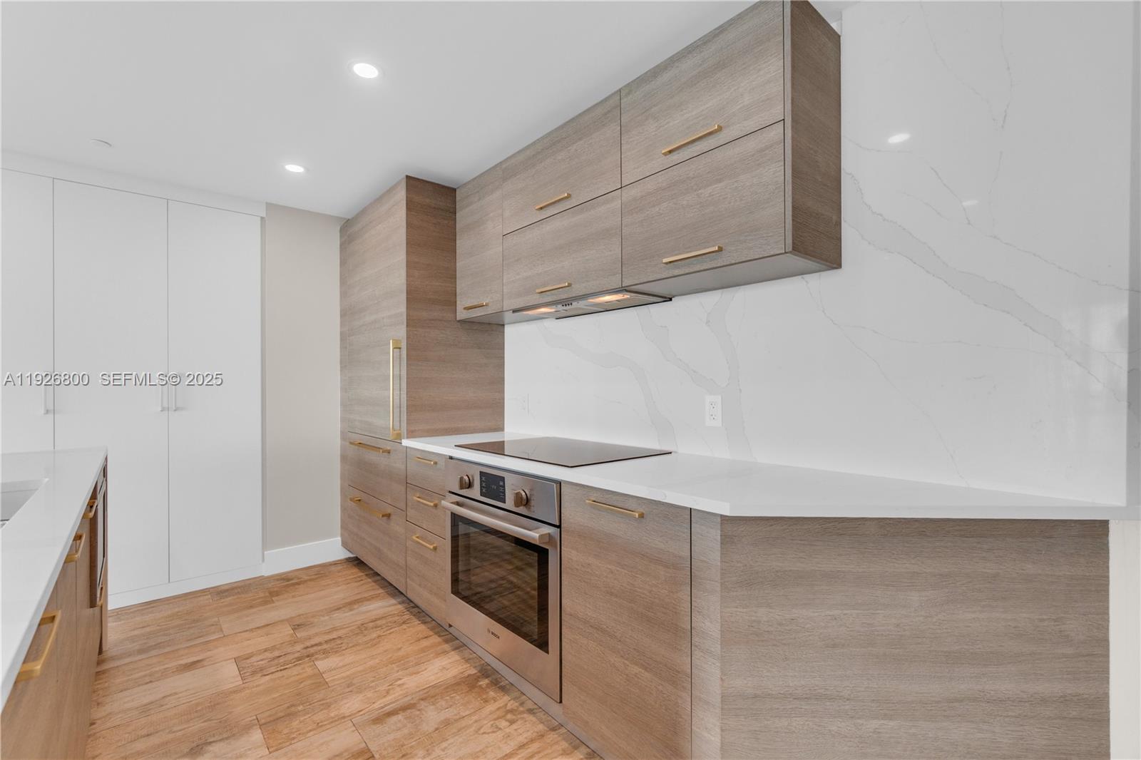 Paraiso Bay Condo - Residential