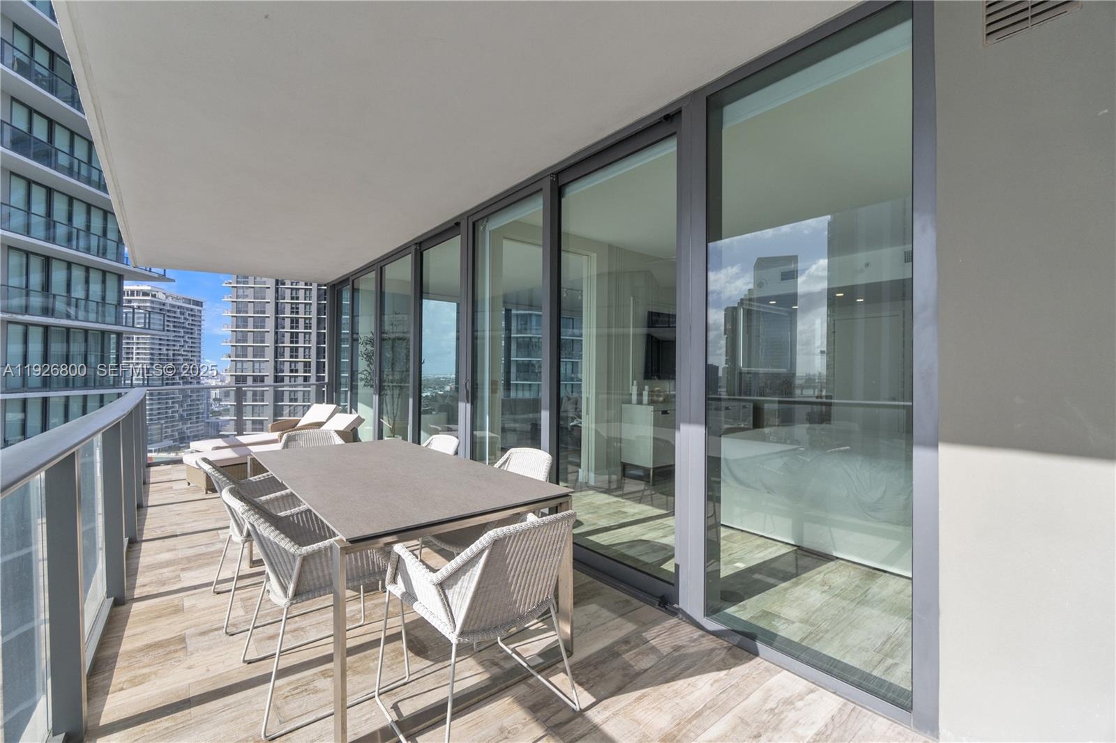 Paraiso Bay Condo - Residential