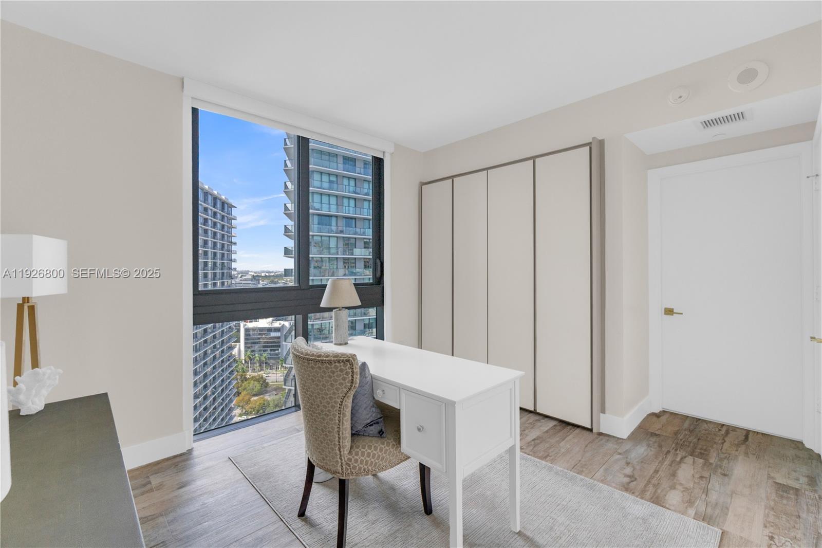 Paraiso Bay Condo - Residential