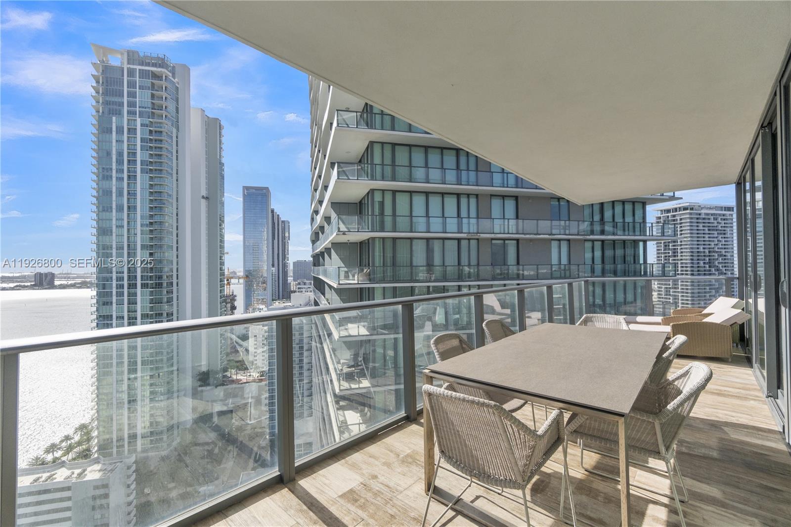 Paraiso Bay Condo - Residential