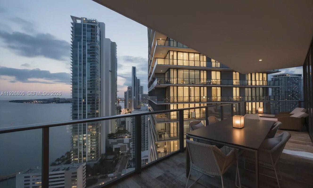 Paraiso Bay Condo - Residential