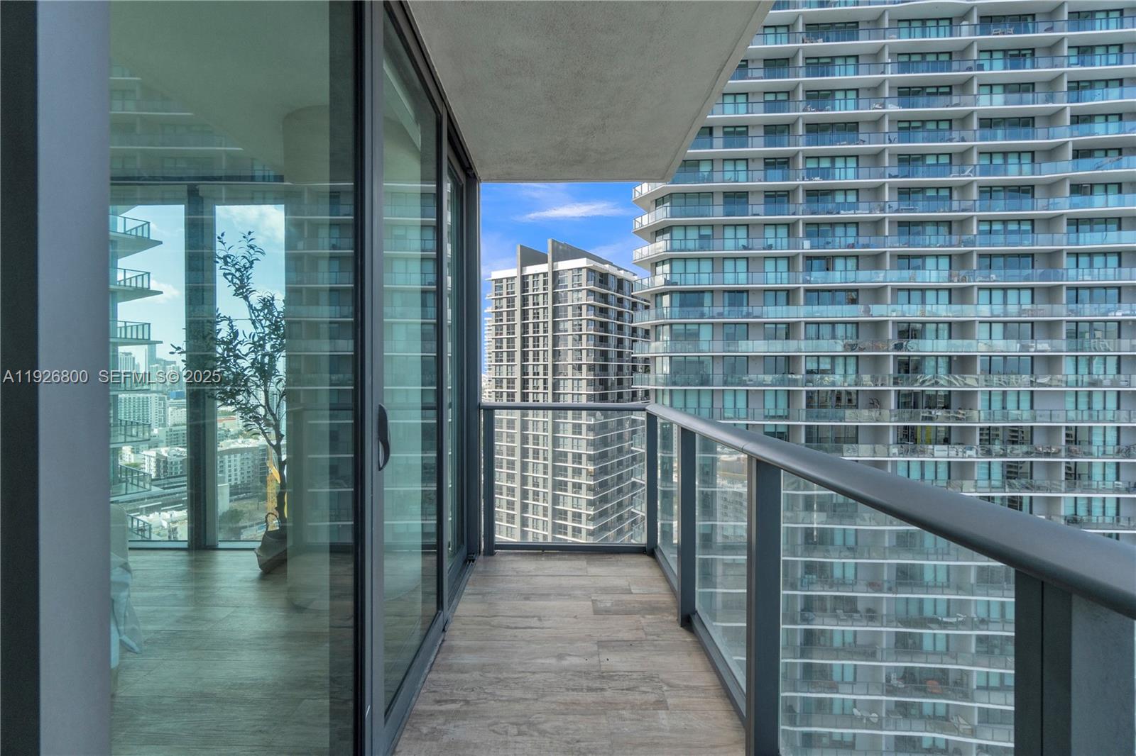 Paraiso Bay Condo - Residential