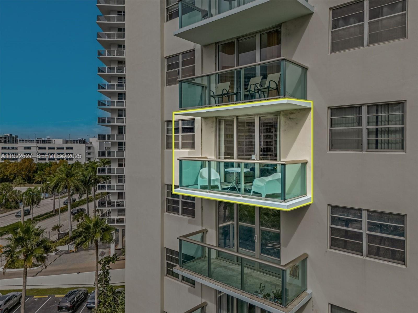 TIDES ON HOLLYWOOD BEACH - Residential