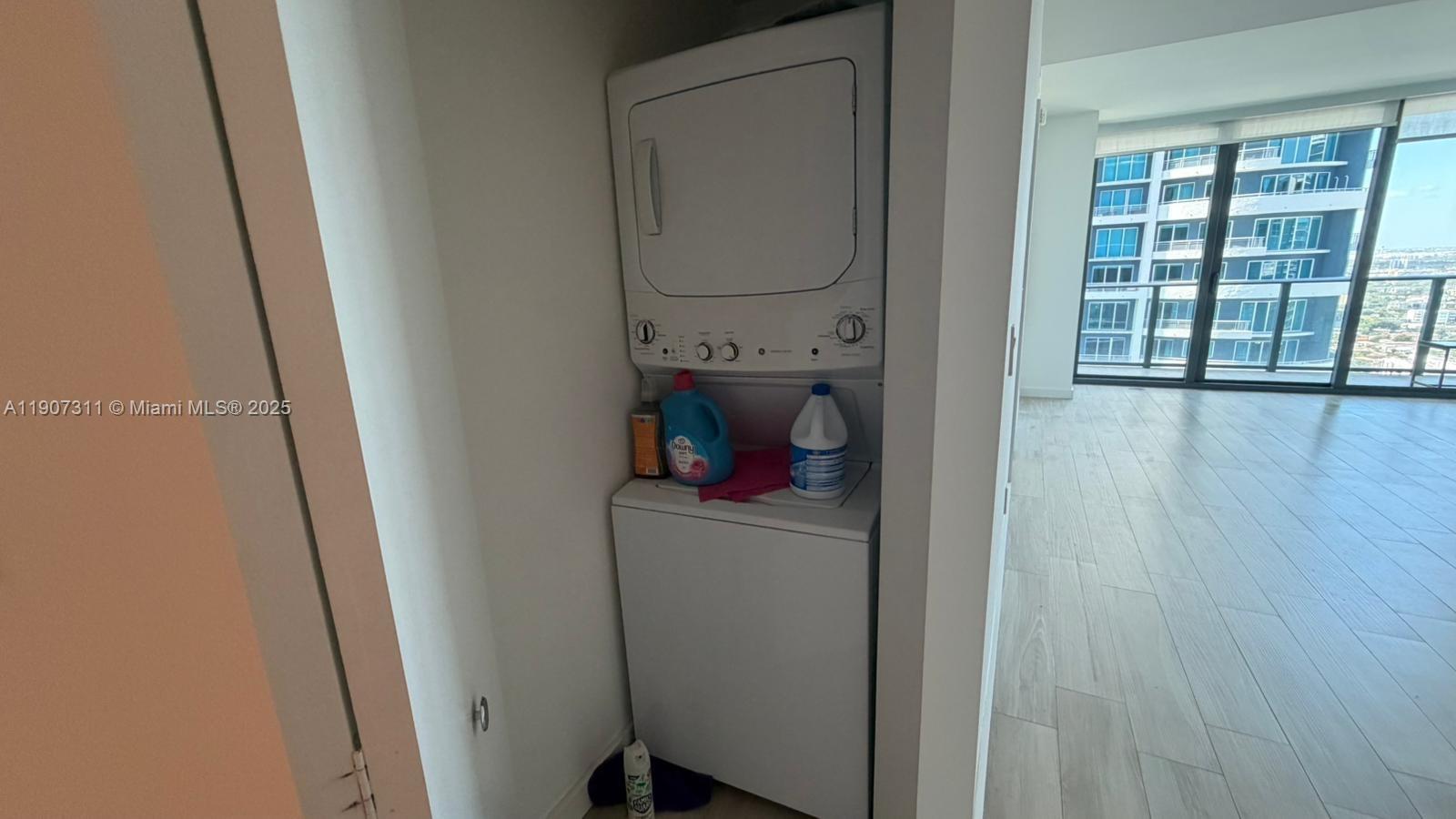 1300 S MIAMI AVENUE CONDO - Residential Lease