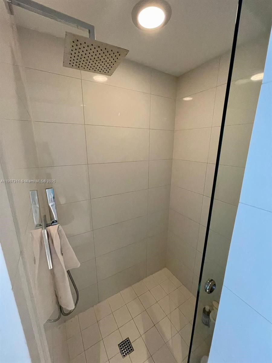 1300 S MIAMI AVENUE CONDO - Residential Lease