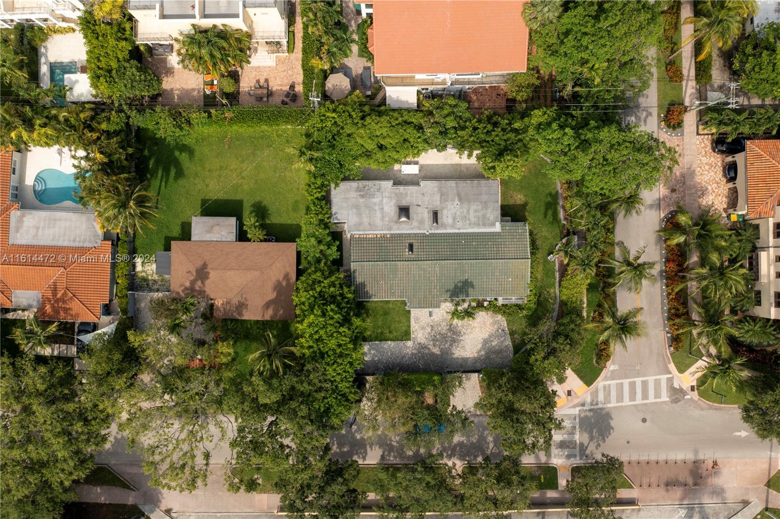 BISCAYNE KEY ESTATES - Residential