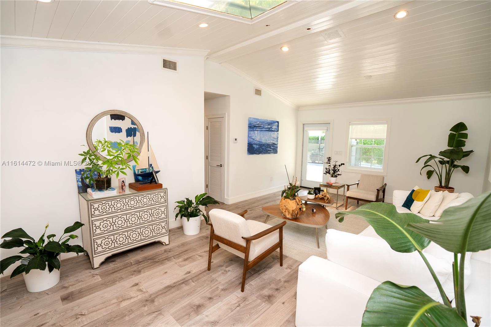 BISCAYNE KEY ESTATES - Residential