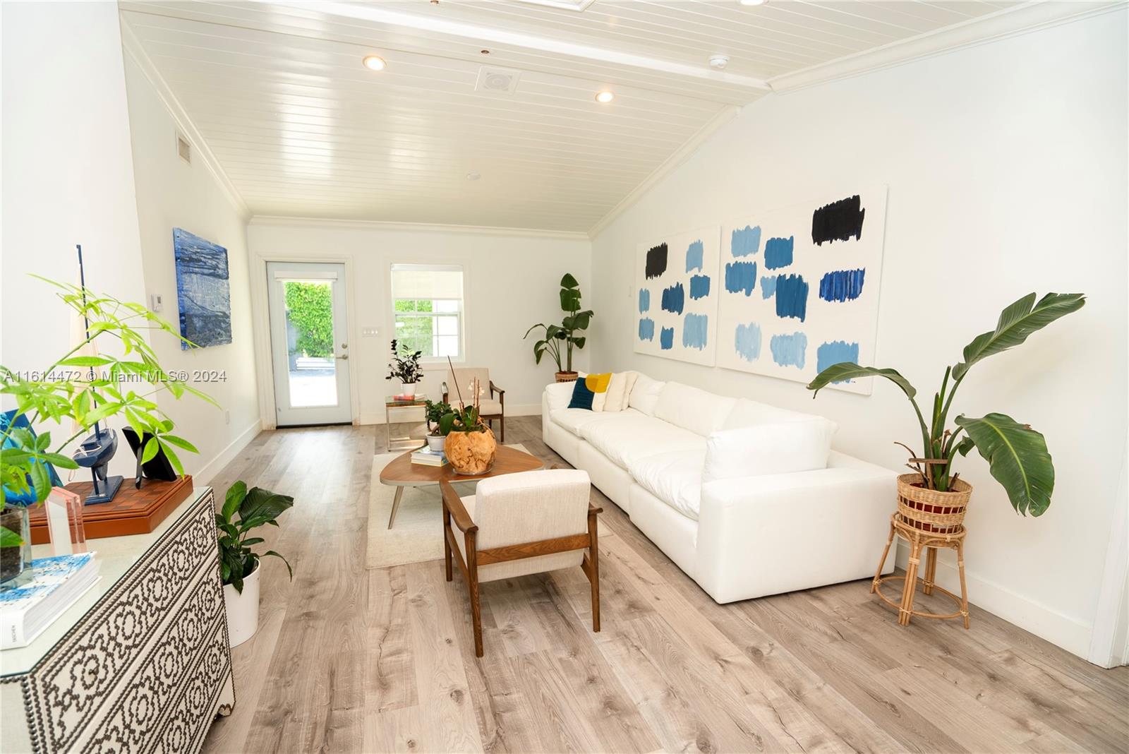 BISCAYNE KEY ESTATES - Residential