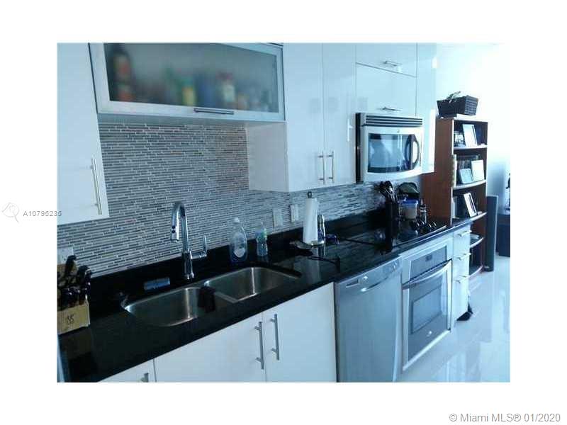 Infinity Brickell - Residential