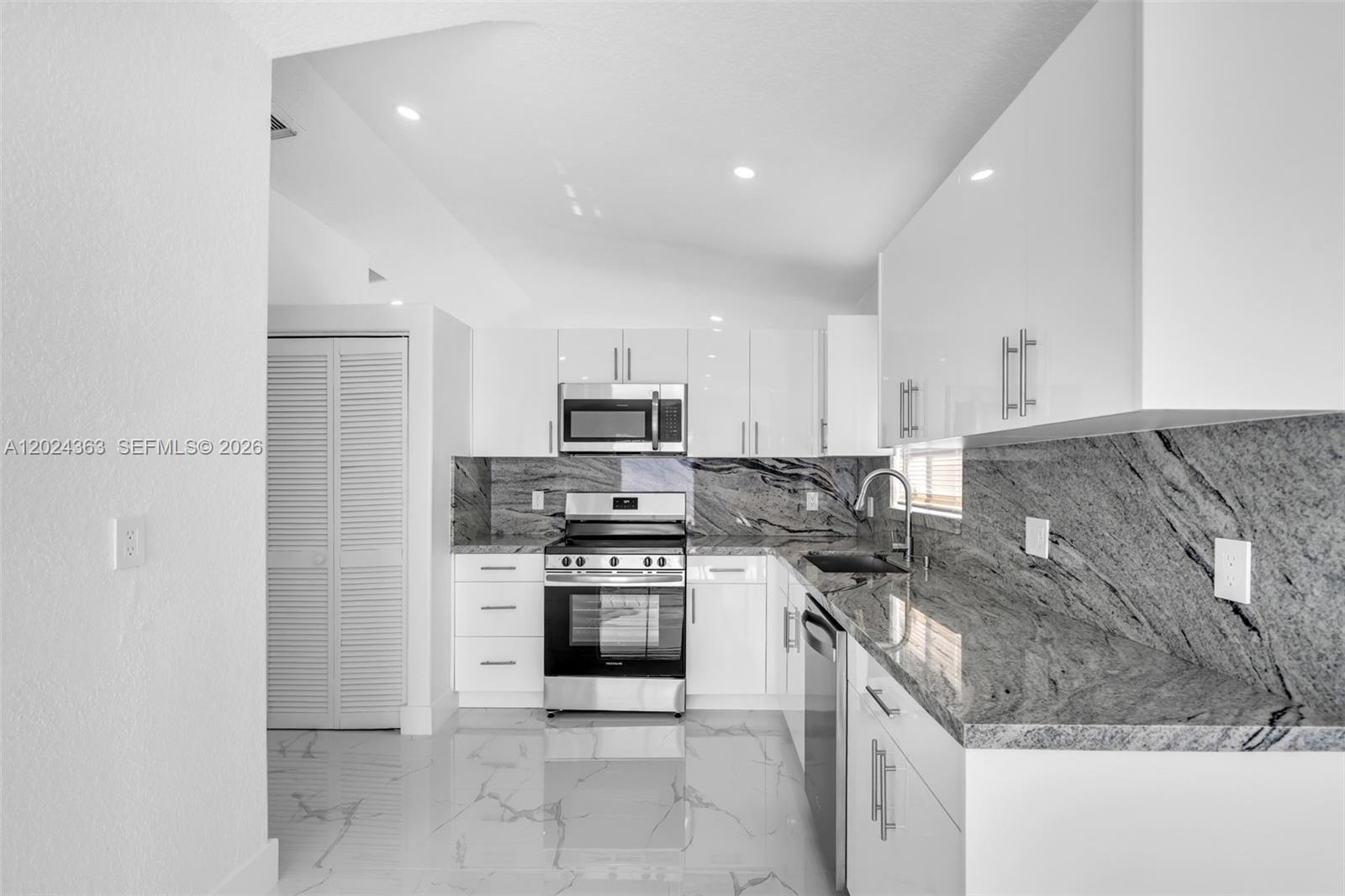 GOLDEN EAGLE ESTATES SEC - Residential