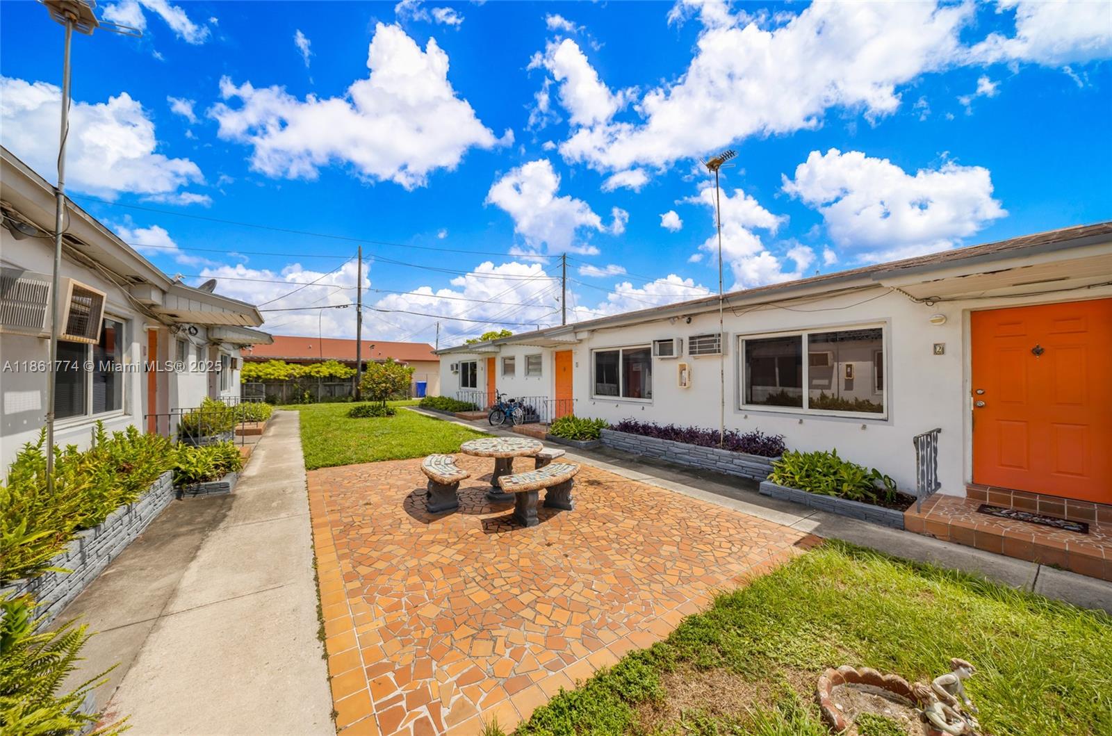 3RD ADDN TO PINEHURST VIL - Land