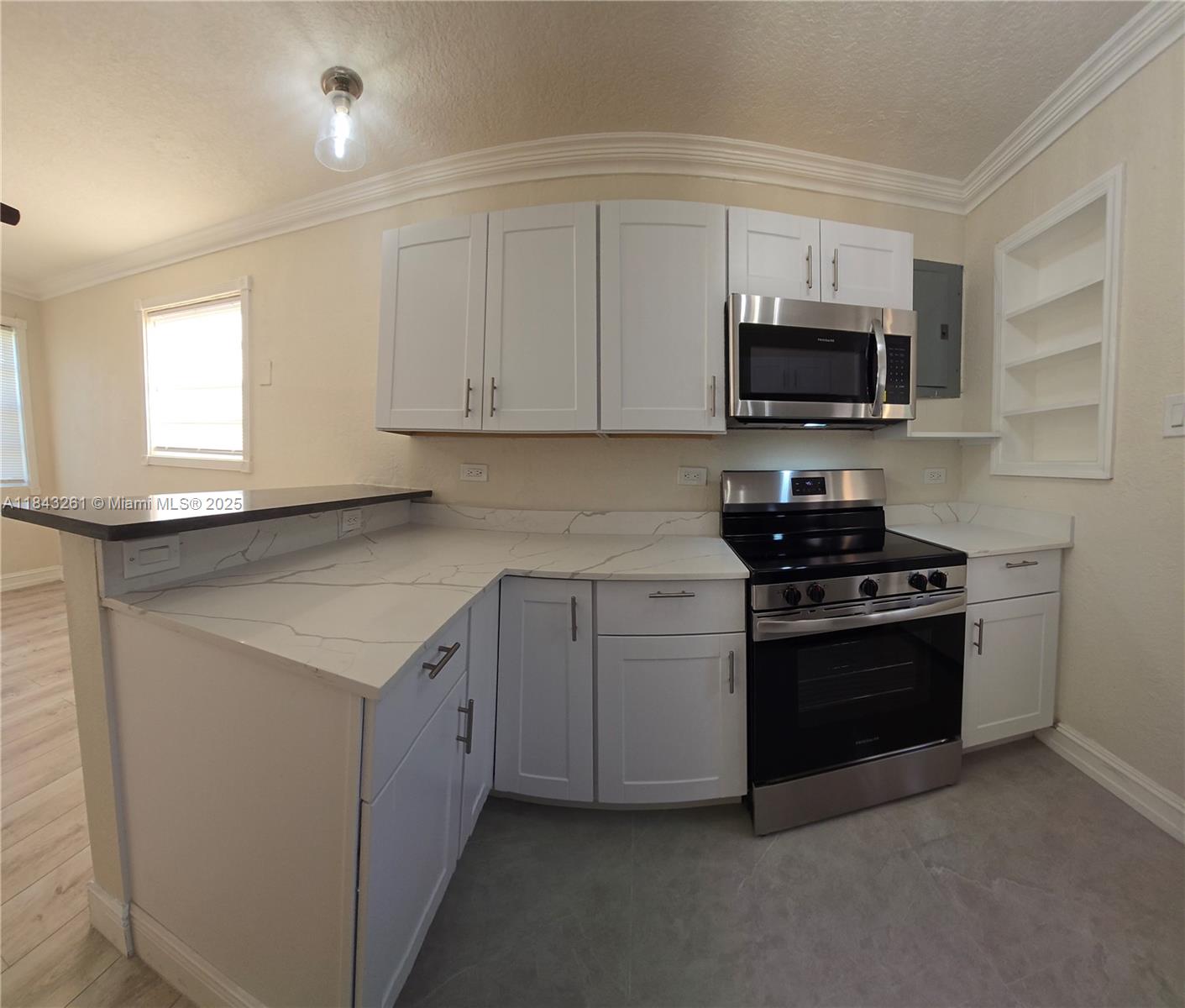 2317 NW 15th St