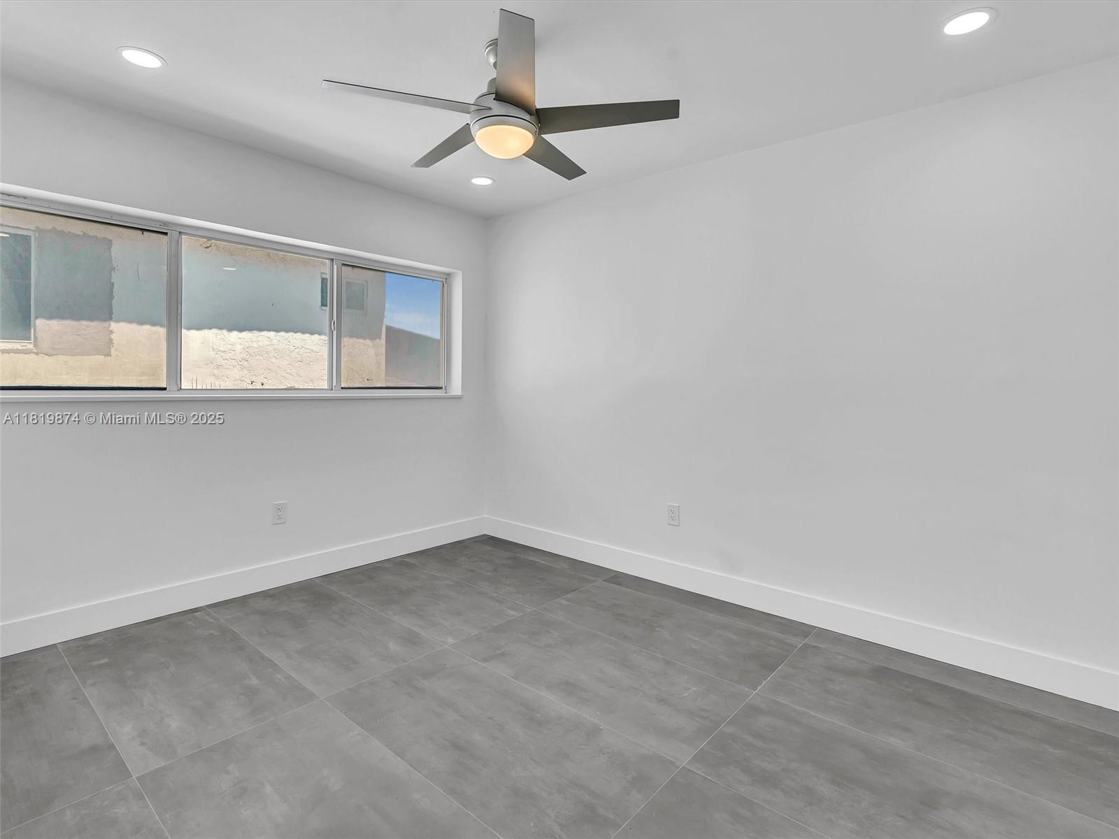 SAN SOUCI ESTATES - Residential Lease