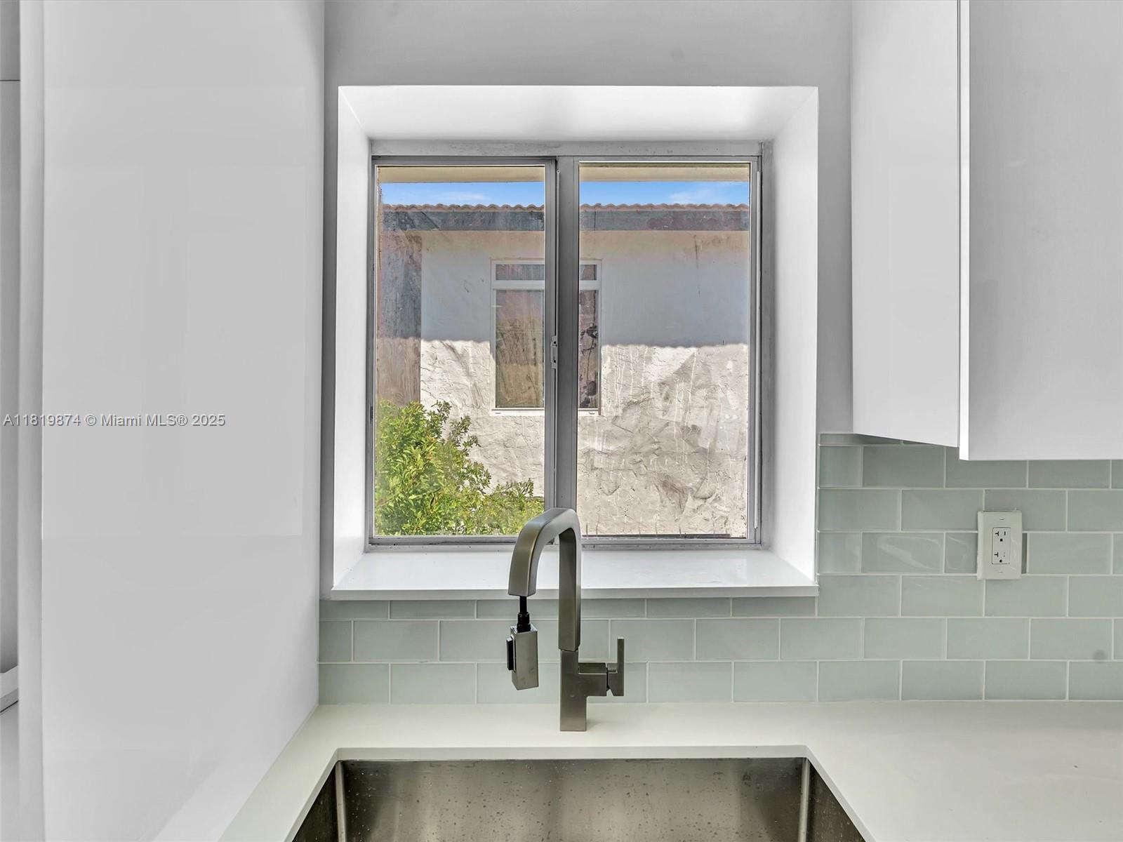 SAN SOUCI ESTATES - Residential Lease
