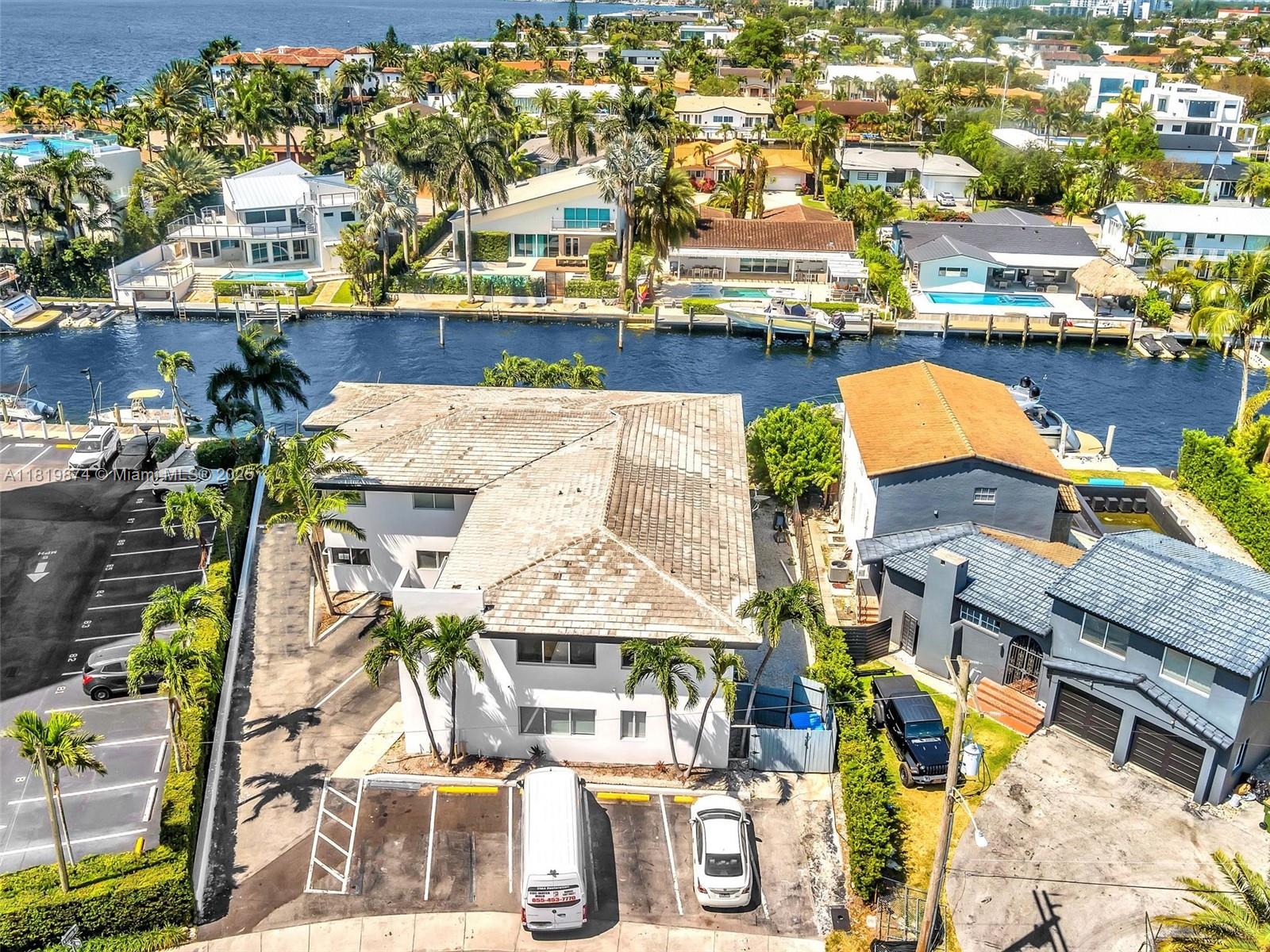 SAN SOUCI ESTATES - Residential Lease