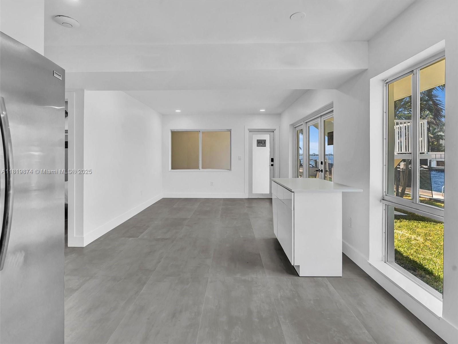 SAN SOUCI ESTATES - Residential Lease